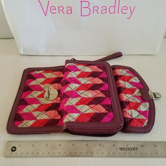 Vera Bradley 🌺 Wristlet - Picture 7 of 8